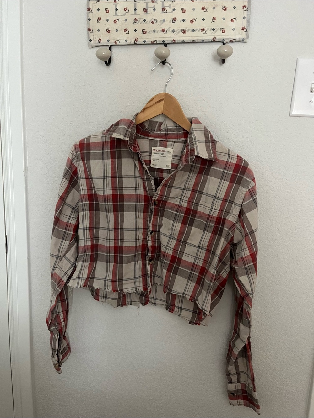 Wrangler Red and Cream Plaid Cropped Button-Down Shirt